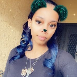 Meet your Posher, Lily